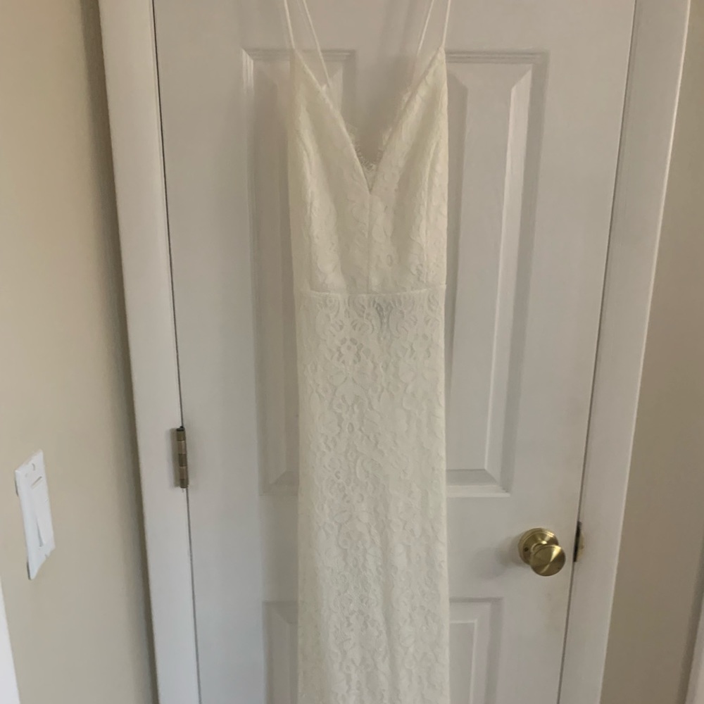 NWT Lulu’s off white wedding/ formal dress - Picture 7 of 10